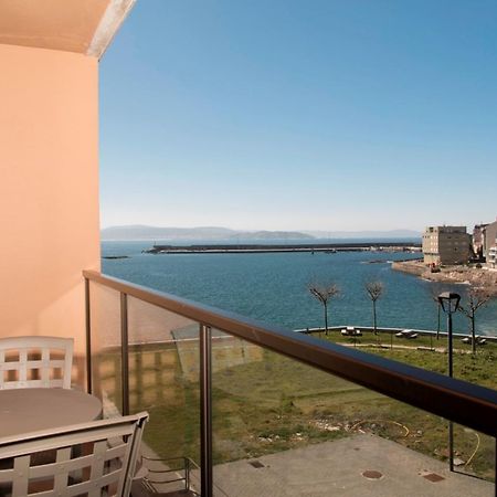 Apartamentos Turisticos Playa De Osmo Corme Εξωτερικό φωτογραφία