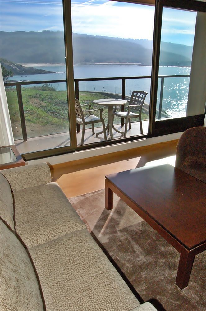 Apartamentos Turisticos Playa De Osmo Corme Εξωτερικό φωτογραφία