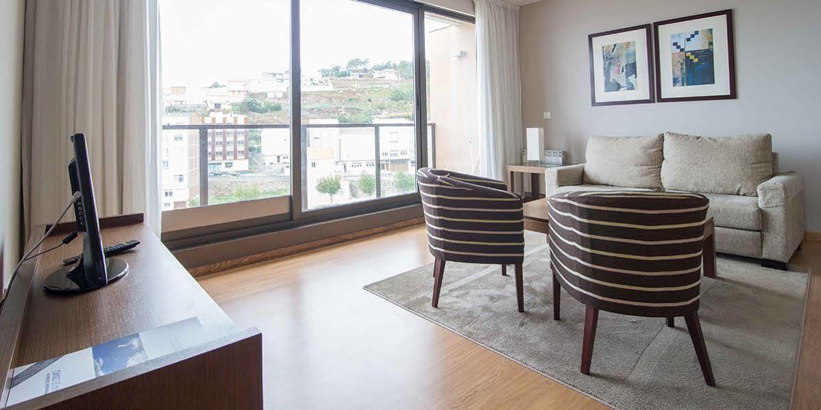 Apartamentos Turisticos Playa De Osmo Corme Εξωτερικό φωτογραφία