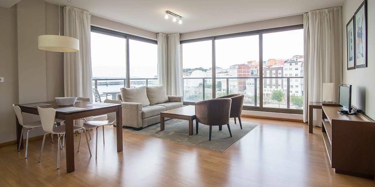 Apartamentos Turisticos Playa De Osmo Corme Εξωτερικό φωτογραφία